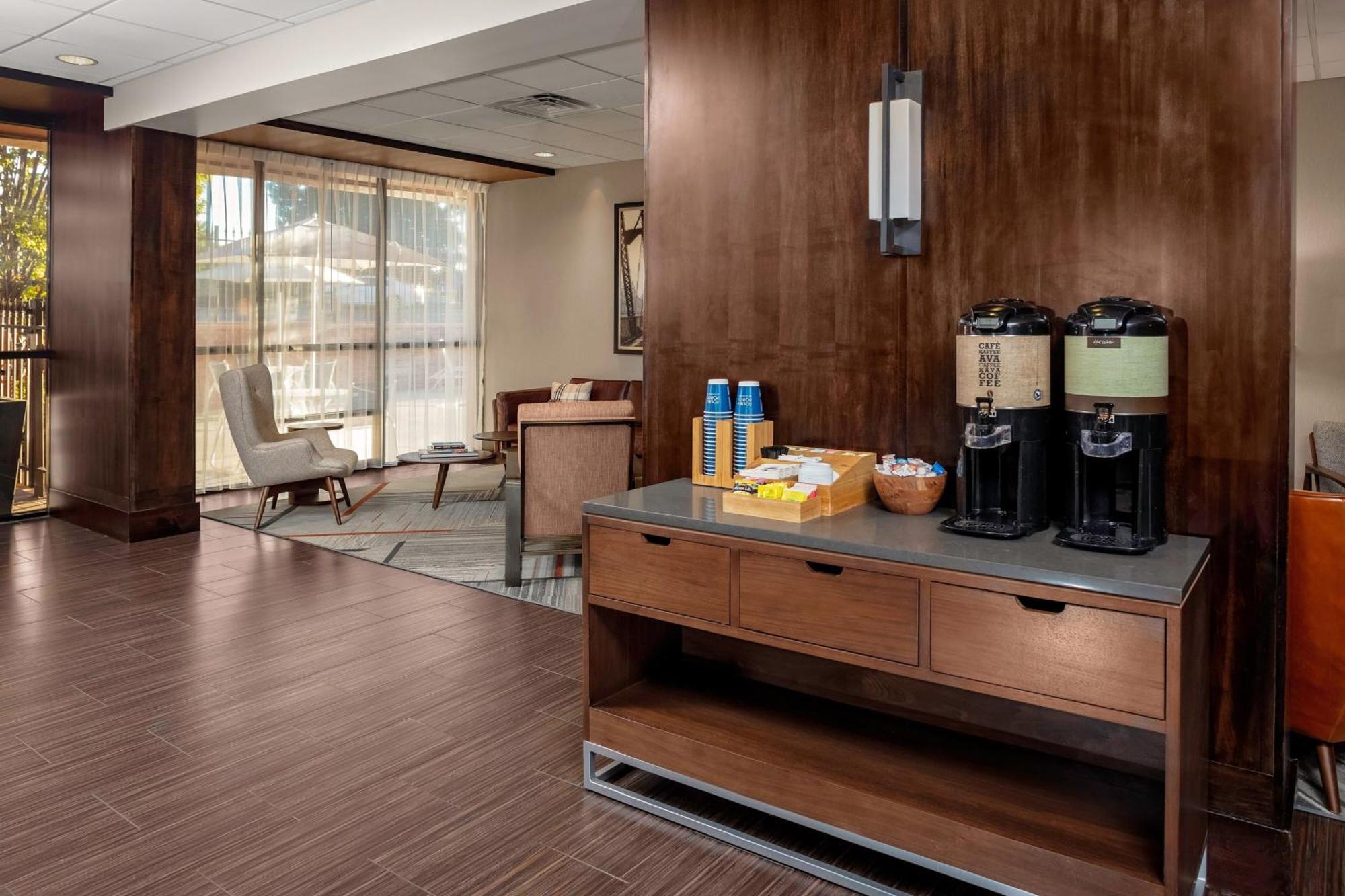 Four Points By Sheraton Memphis East Exteriör bild